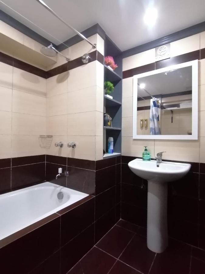 Condo Azur Suites E507 Near Airport, Netflix, Stylish, Cozy With Swimming Pool Lapu-Lapu City Exteriör bild